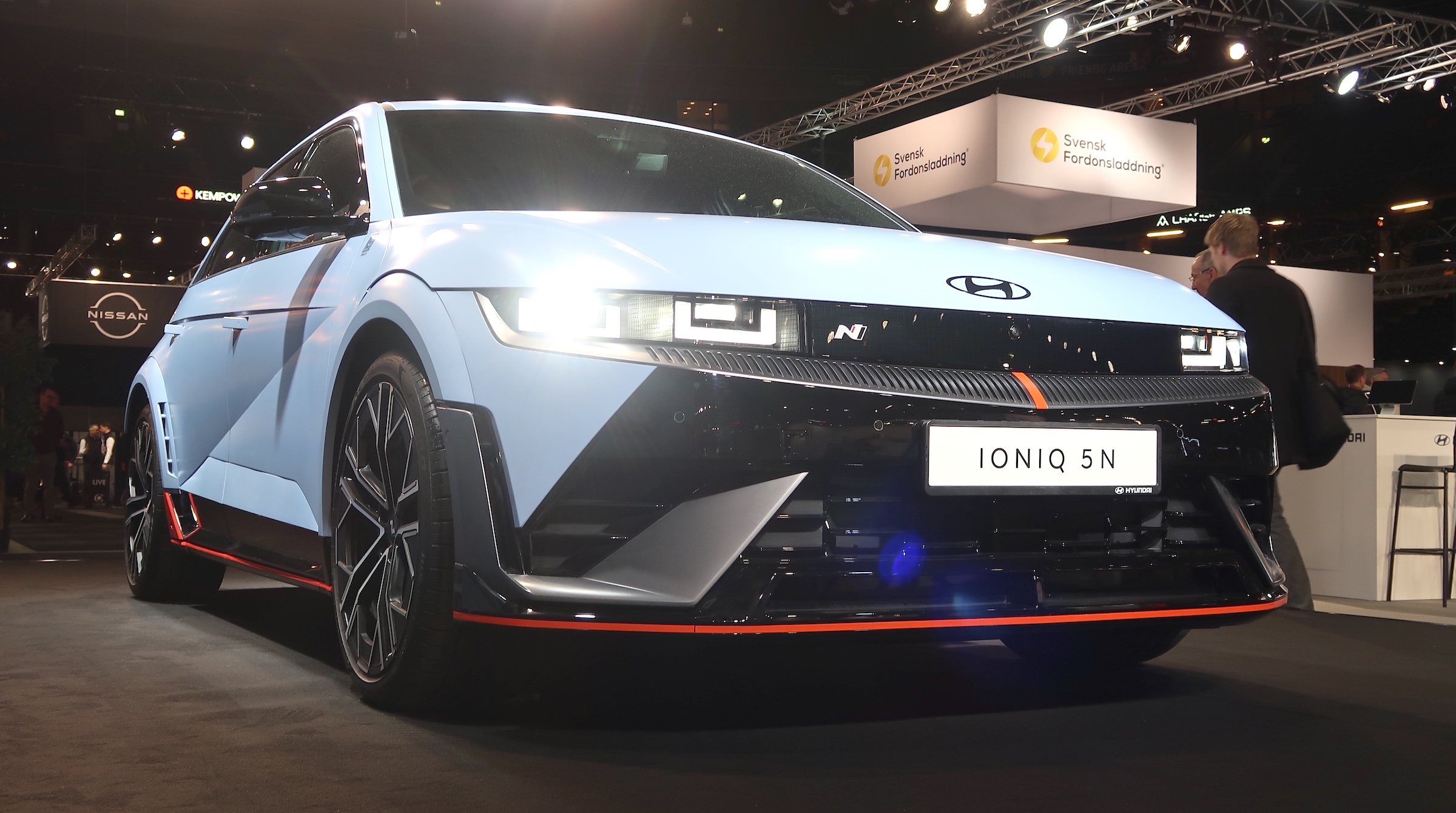 eCarExpo, Solna, Friends, Arena, Stockholm, fyrverkeri, elbilar, premiärer, bilsalong, Sverigepremiärer, Europapremiärer, Cadillac, Lotus, Polestar, Audi, VW, Cupra, Ford, Hyundai, Tesla.
