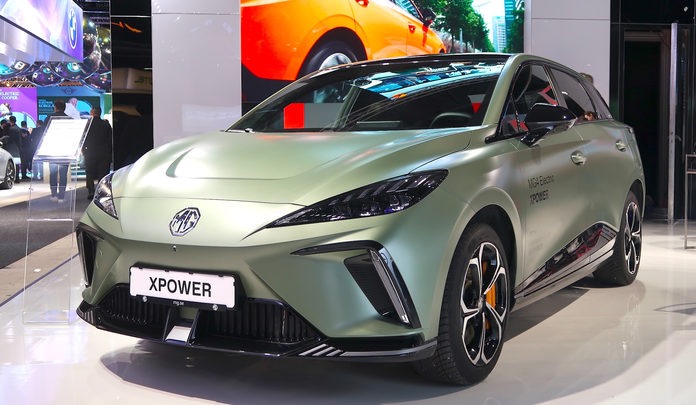 eCarExpo, Solna, Friends, Arena, Stockholm, fyrverkeri, elbilar, premiärer, bilsalong, Sverigepremiärer, Europapremiärer, Cadillac, Lotus, Polestar, Audi, VW, Cupra, Ford, Hyundai, Tesla.